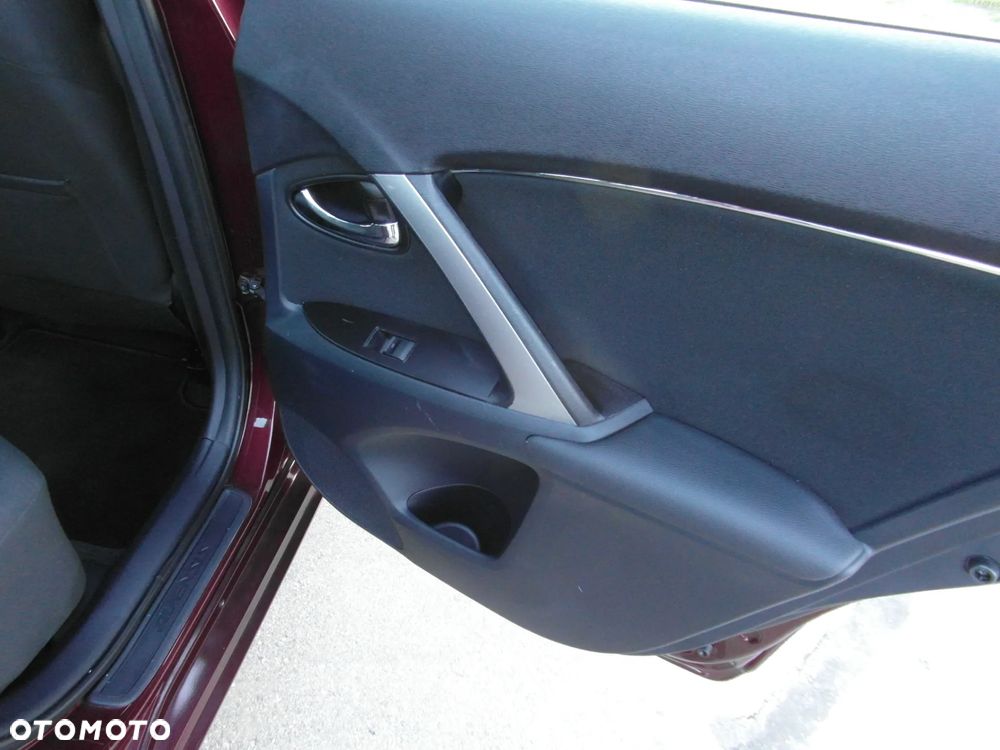 Toyota Avensis 1.8 Edition-S - 30