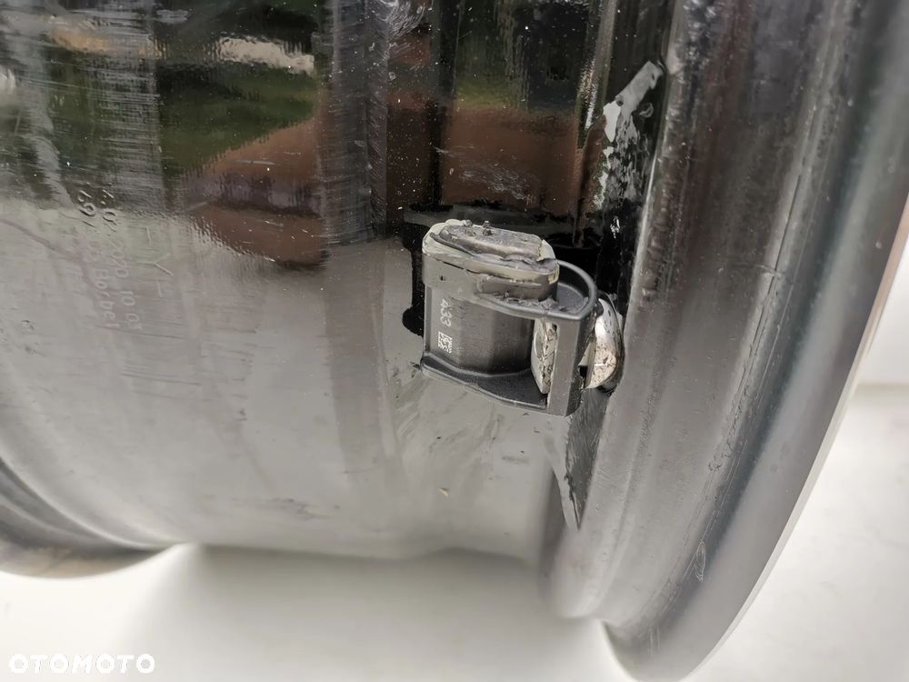 Felgi 18" czujniki Mercedes E W213 8J / 9J 5x112 A2134015300 A2134013700 - 12