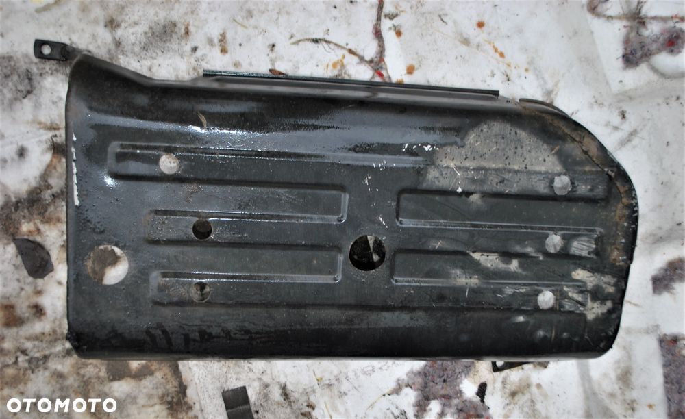 Osłona zbiornika paliwa Vitara I 1.9 TD 01r - 2