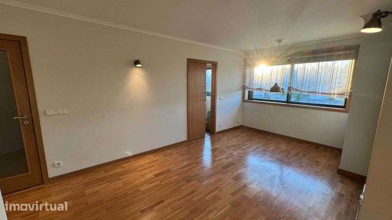 T2 com Suite | Rua de São Gens | Matosinhos - Grande imagem: 2/12
