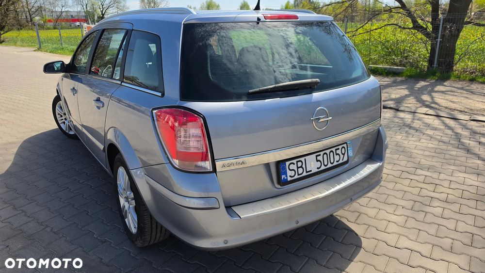 Opel Astra - 22