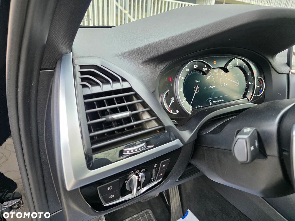 BMW X3 xDrive30i xLine - 6