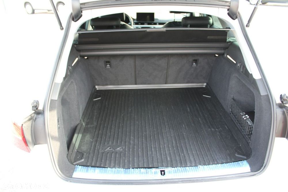 Audi A4 Allroad - 15