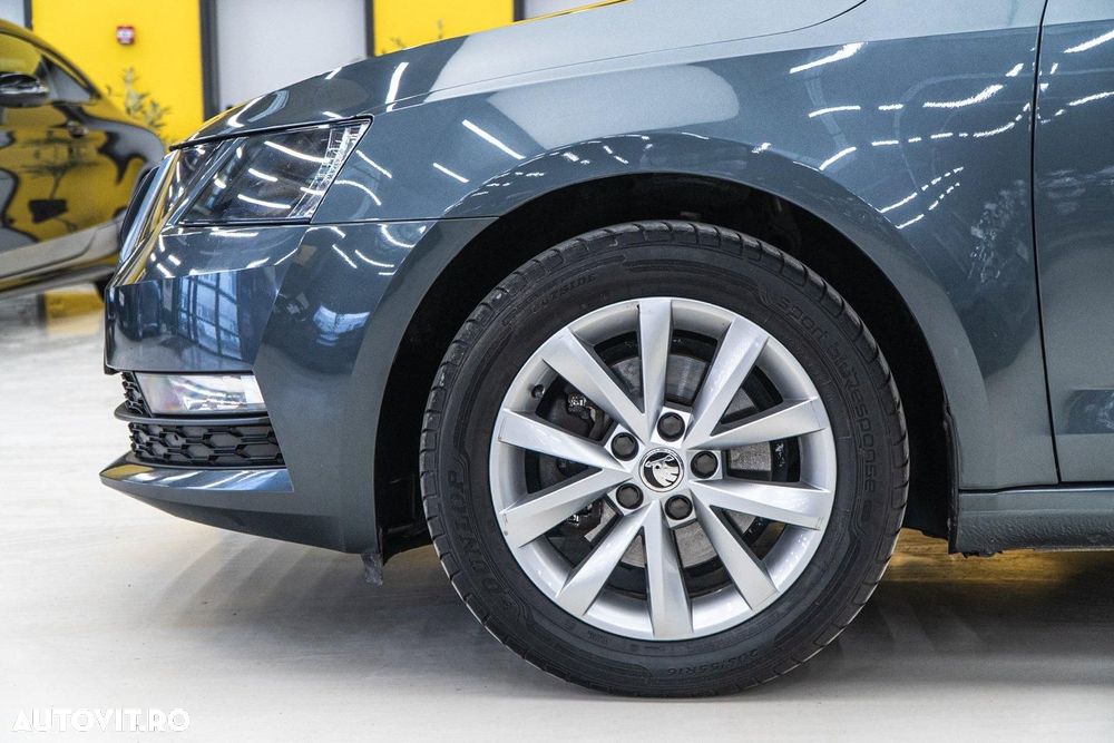 Skoda Octavia Combi 1.0 TSI DSG Style - 34