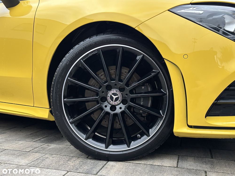 Mercedes-Benz CLA 220 4-Matic AMG Line 7G-DCT - 14