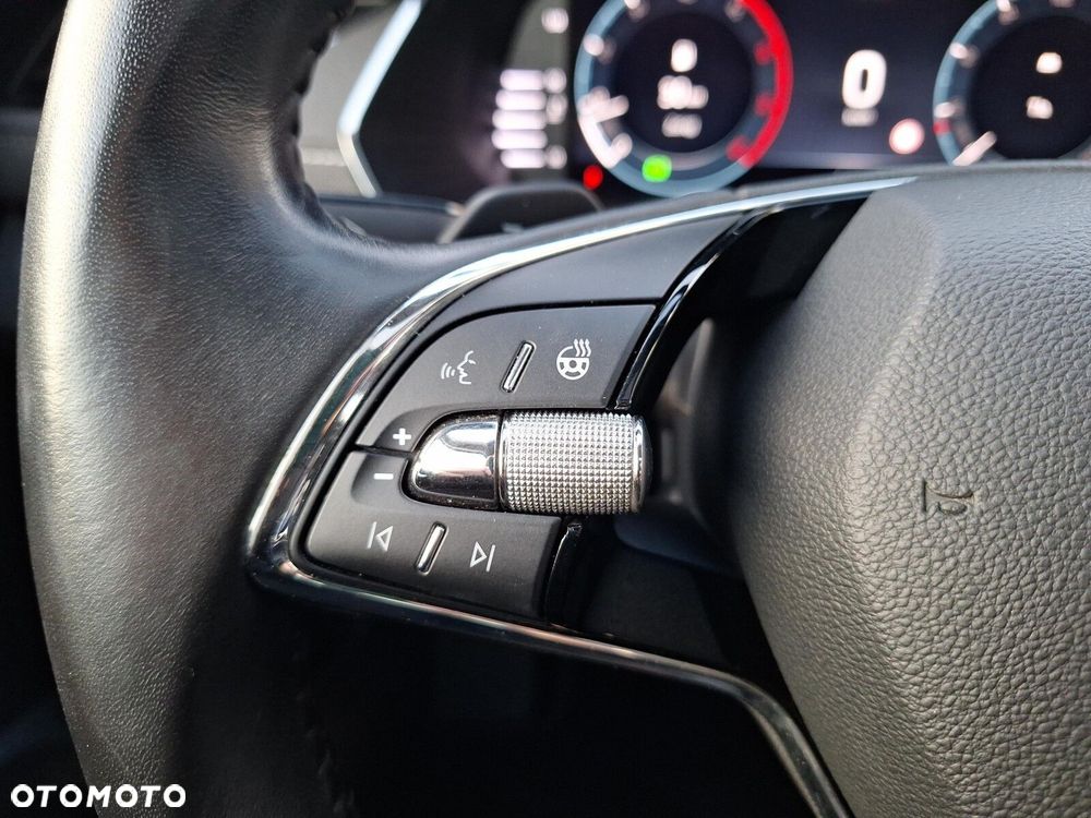 Skoda Octavia 2.0 TDI SCR Style DSG - 23