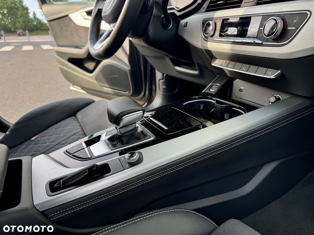 Audi A4 Avant 40 TDI mHEV Quattro S Line S tronic - 33