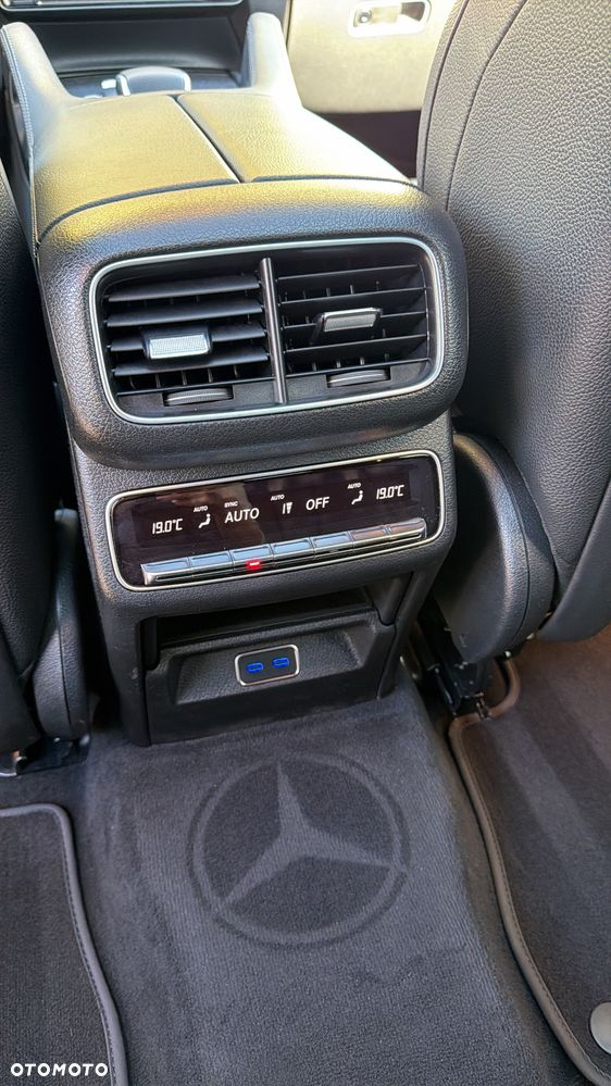 Mercedes-Benz GLE 300 d mHEV 4-Matic AMG Line - 16