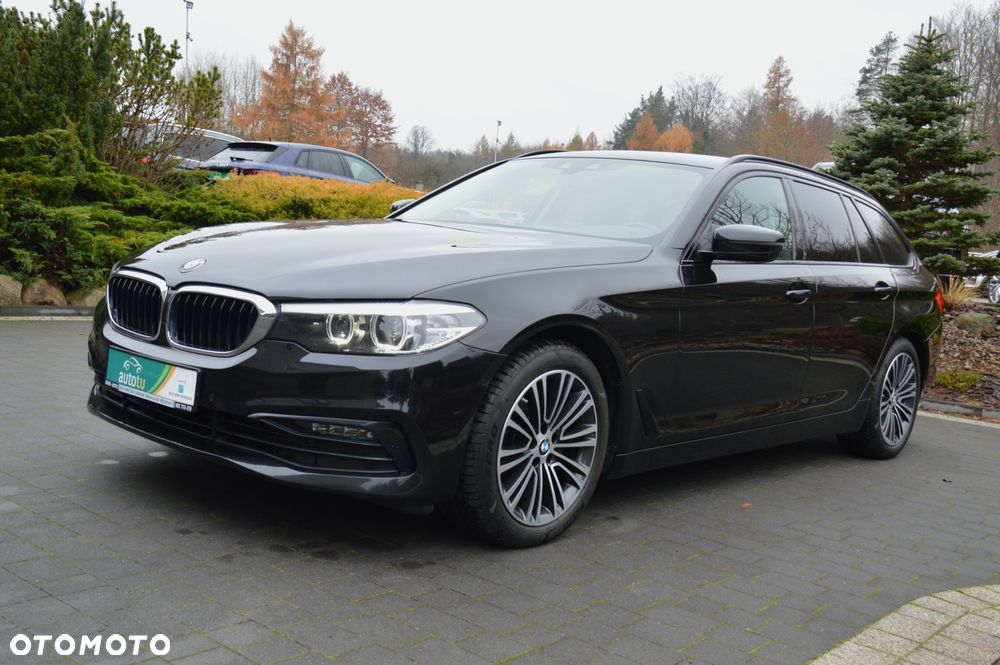 BMW Seria 5 520d xDrive Sport Line sport - 2
