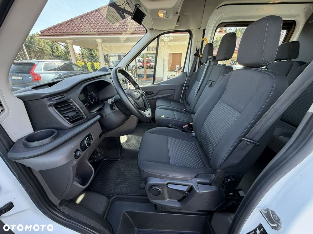 Ford Transit - 18