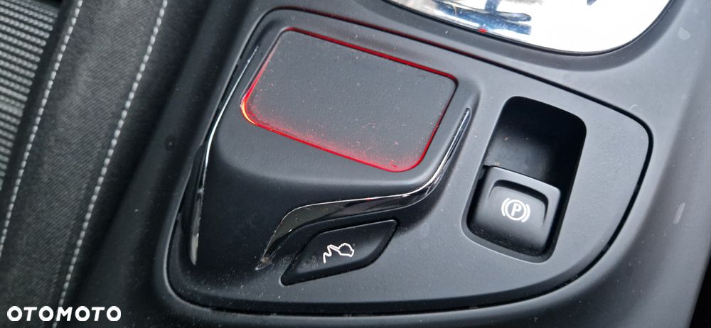 Opel Insignia 2.0 CDTI Cosmo - 9