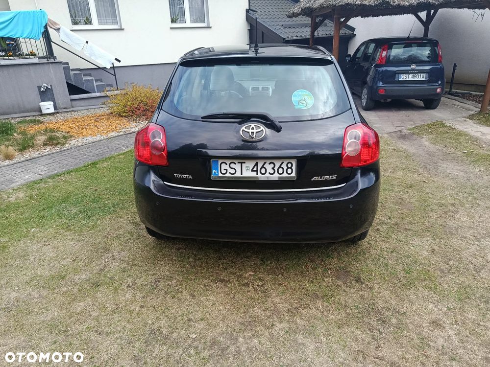 Toyota Auris - 4