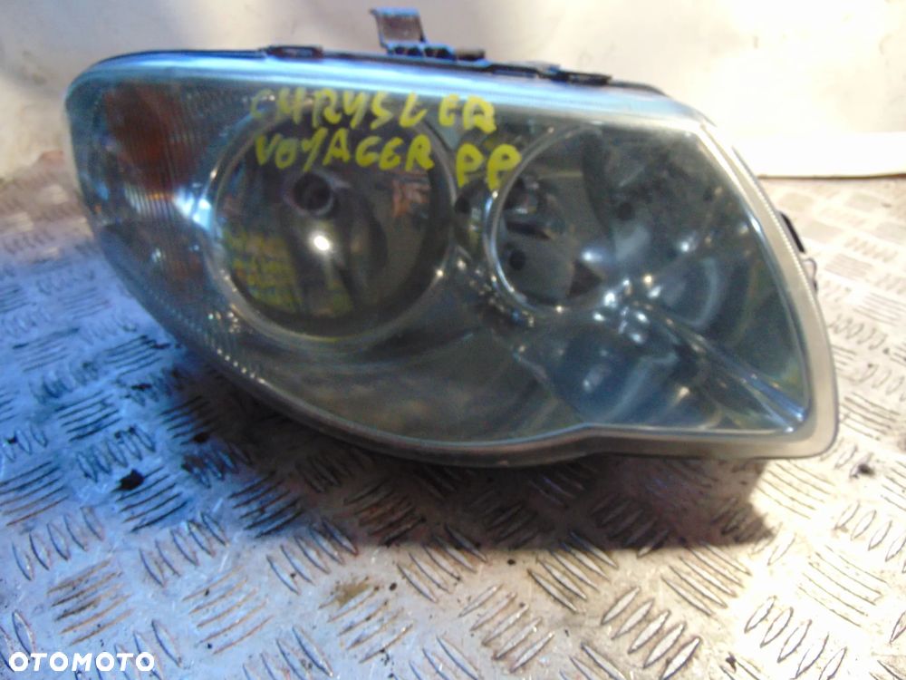 Lampy przód chrysler voyager cena sztuka Europa - 5