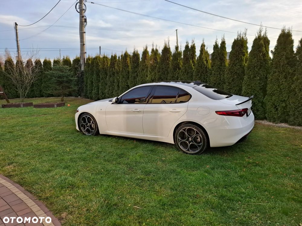 Alfa Romeo Giulia 2.0 Turbo 16V AT8 Veloce - 13