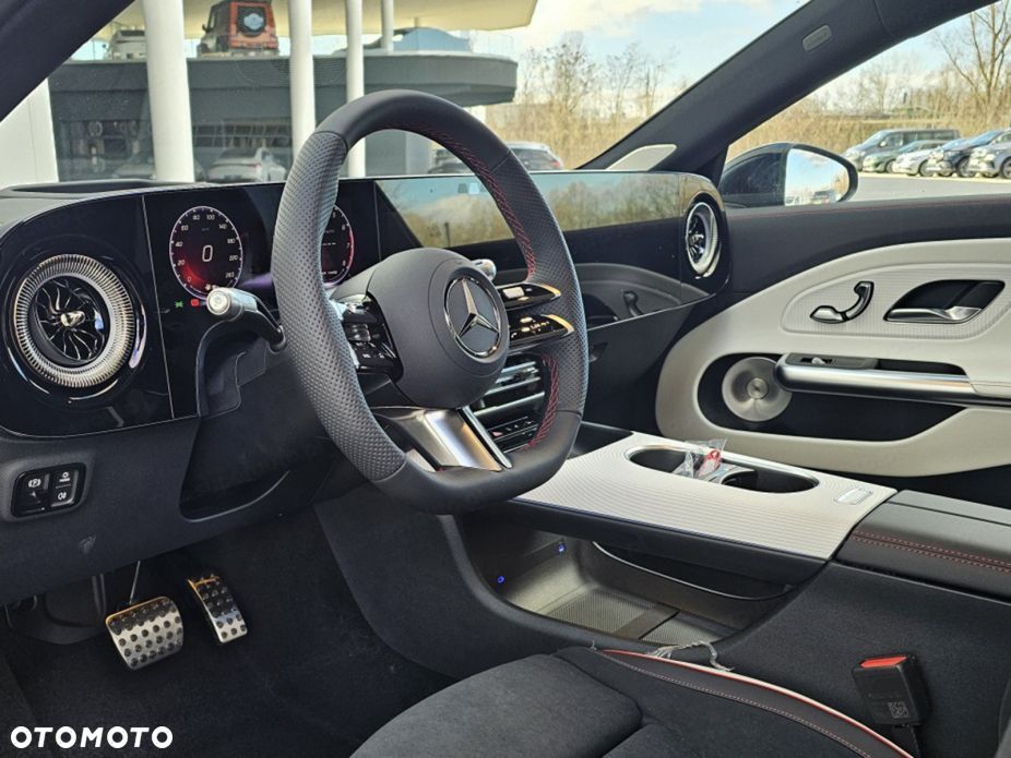 Mercedes-Benz CLA 200 mHEV 8G-DCT - 9