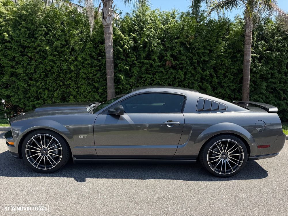 Ford Mustang - 9