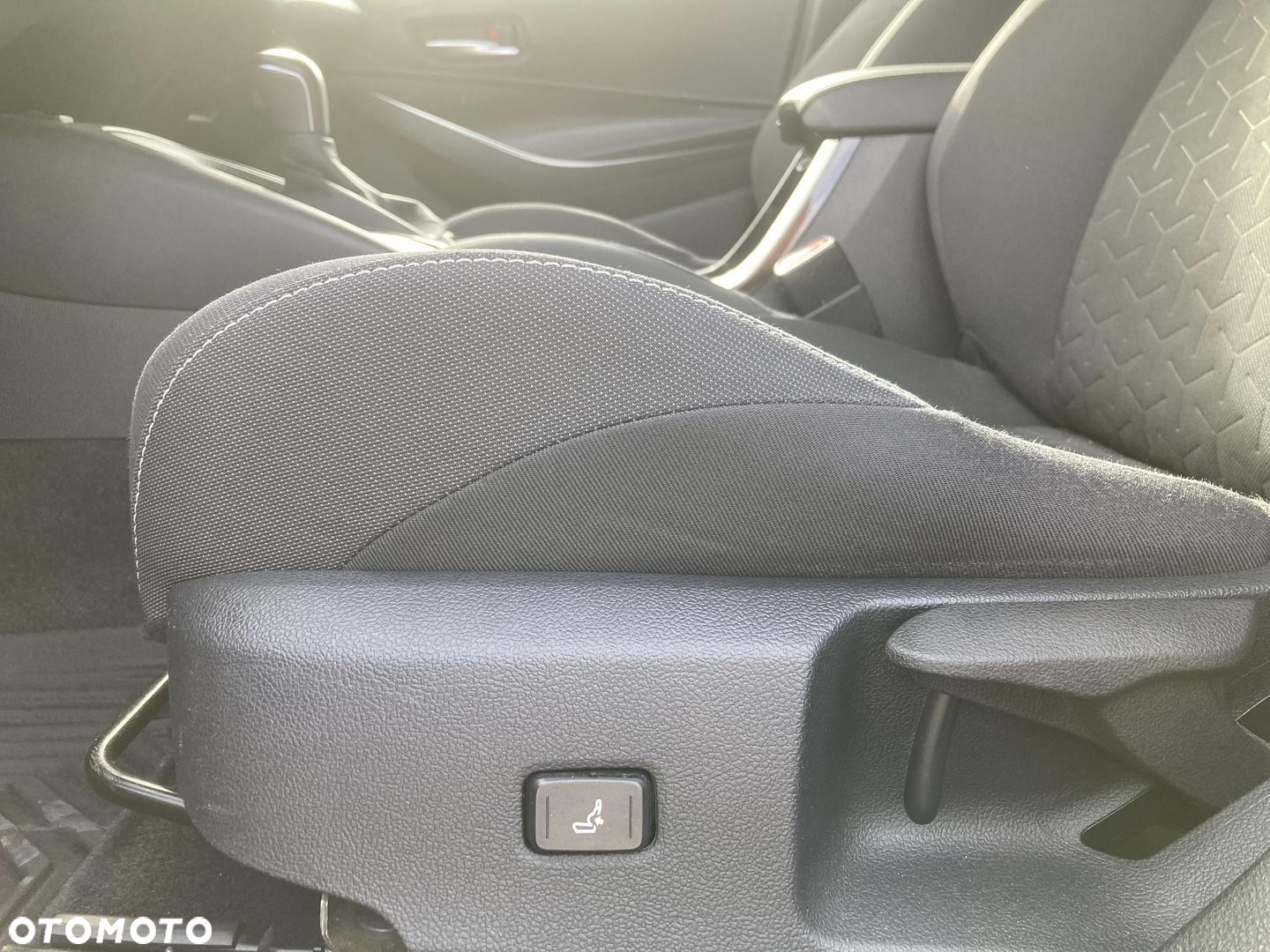 Toyota Corolla - 29