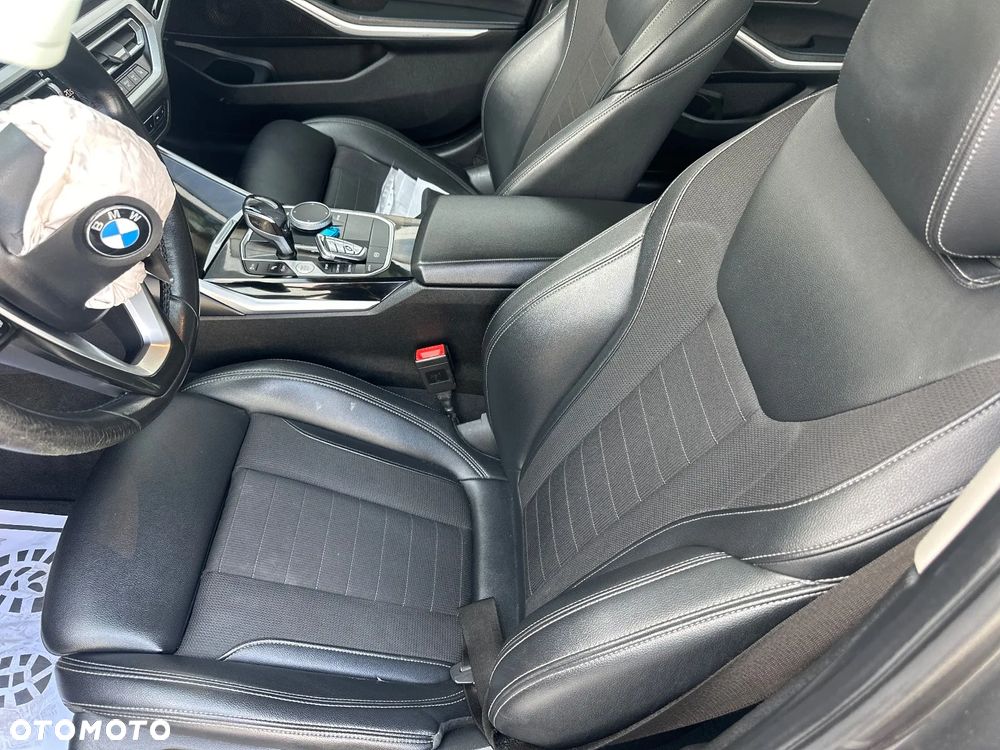 BMW Seria 3 320d Sport Line - 26