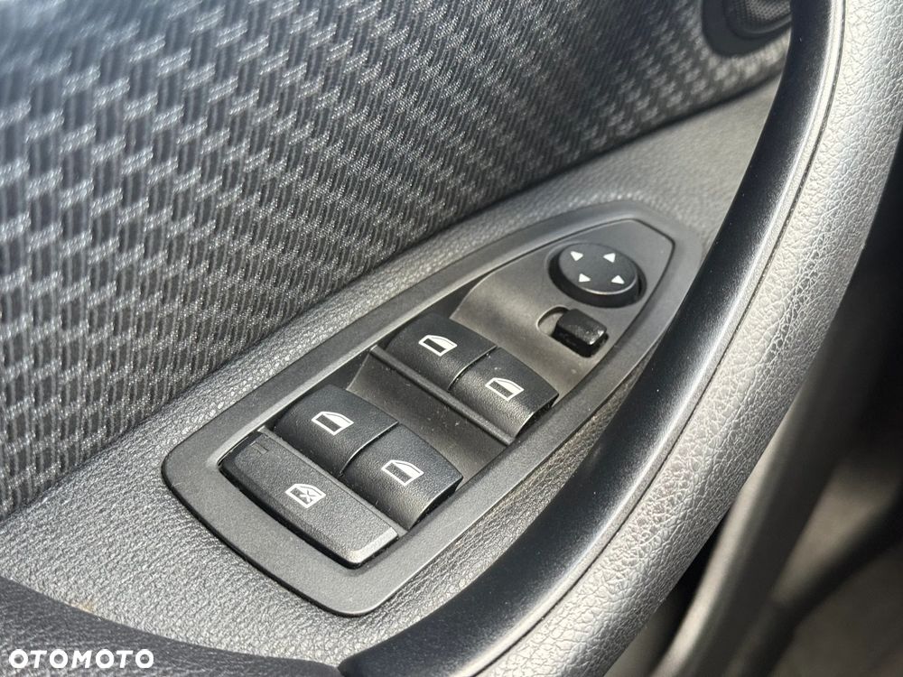 BMW X1 - 18