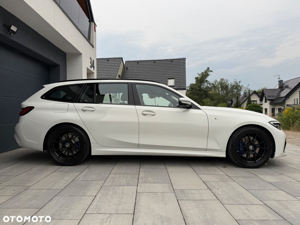 BMW Seria 3 330i xDrive M Sport sport - 3