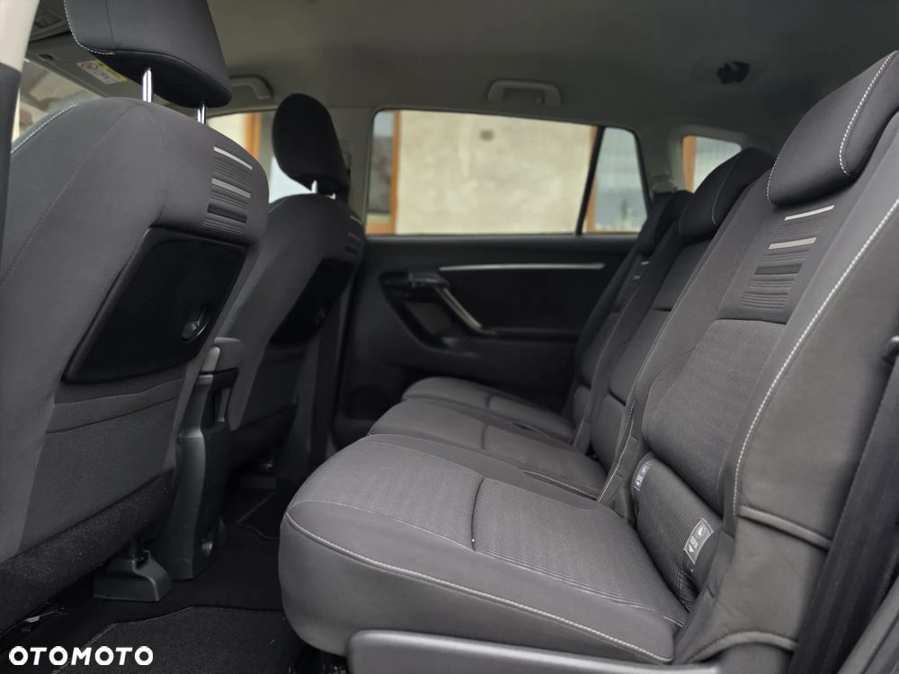 Toyota Verso - 27