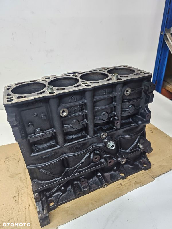 BLOK SILNIKA AUDI A4 B7 A6 C6 2.0 TDI BLB 03G021A - 4