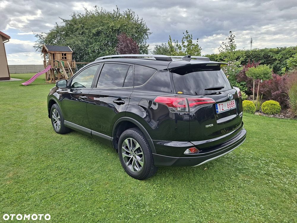 Toyota RAV4 - 3