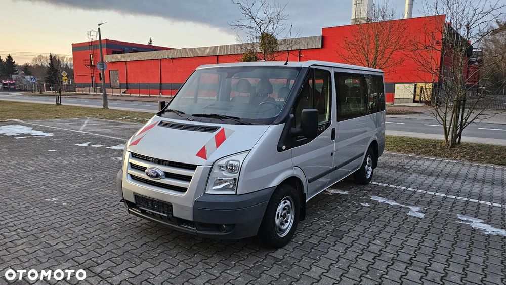 Ford Transit - 1