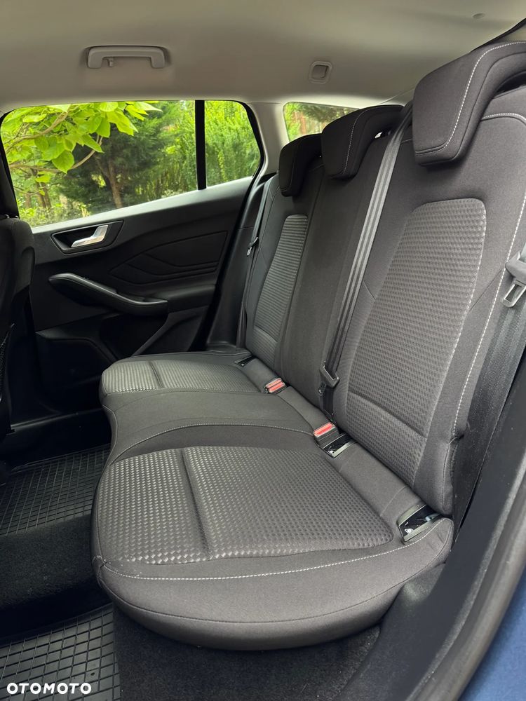 Ford Focus 1.5 EcoBlue SCR Connected - 14