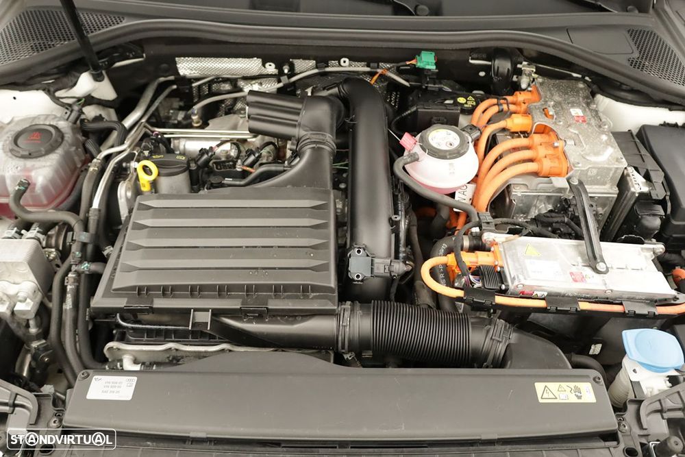 Audi A3 Sportback 45 TFSIe S line - 26