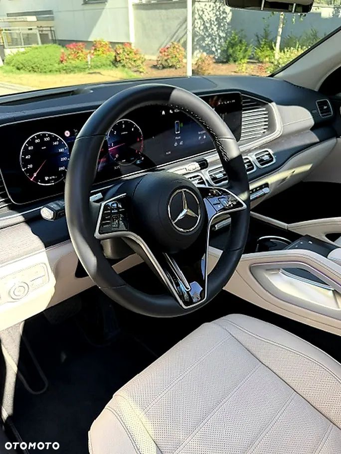 Mercedes-Benz GLE - 13