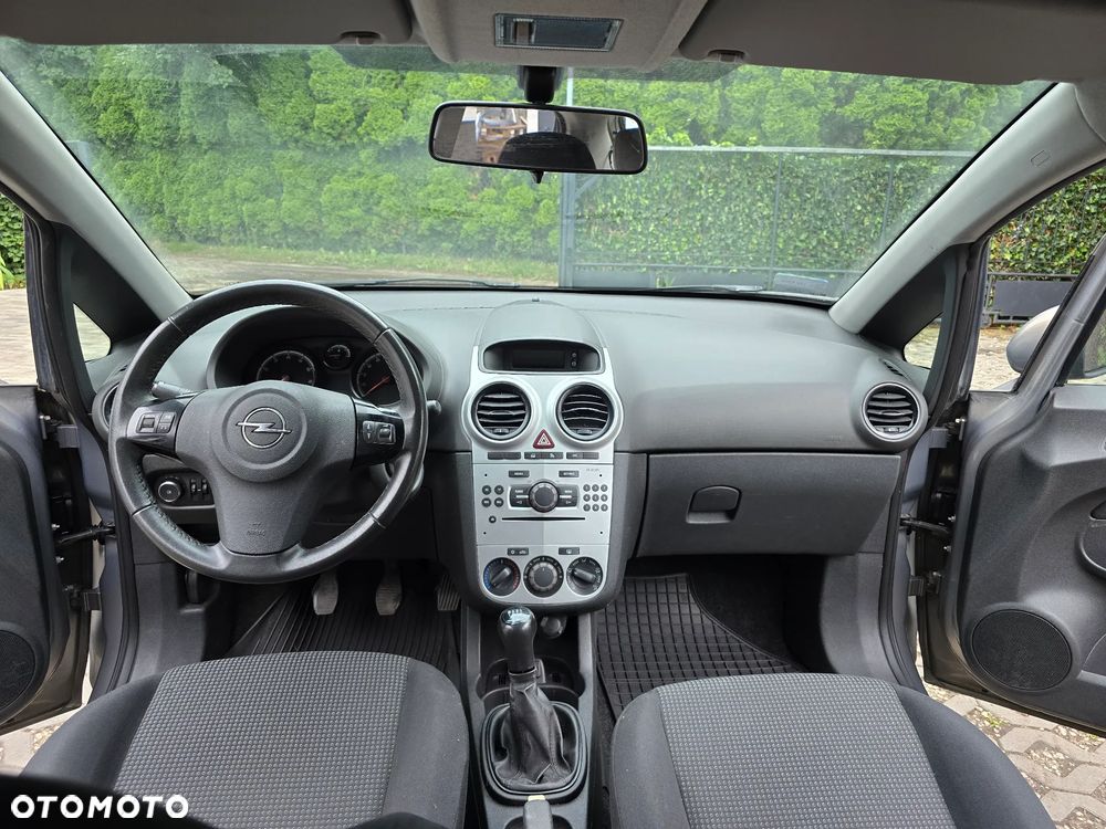 Opel Corsa 1.2 16V Enjoy - 8