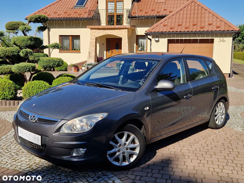 Hyundai i30 1.6 Comfort - 1