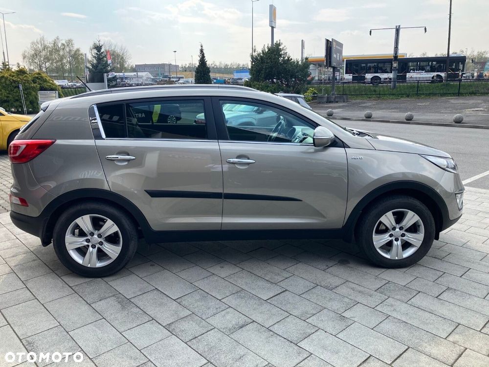 Kia Sportage 2.0 CVVT 4WD Spirit - 11