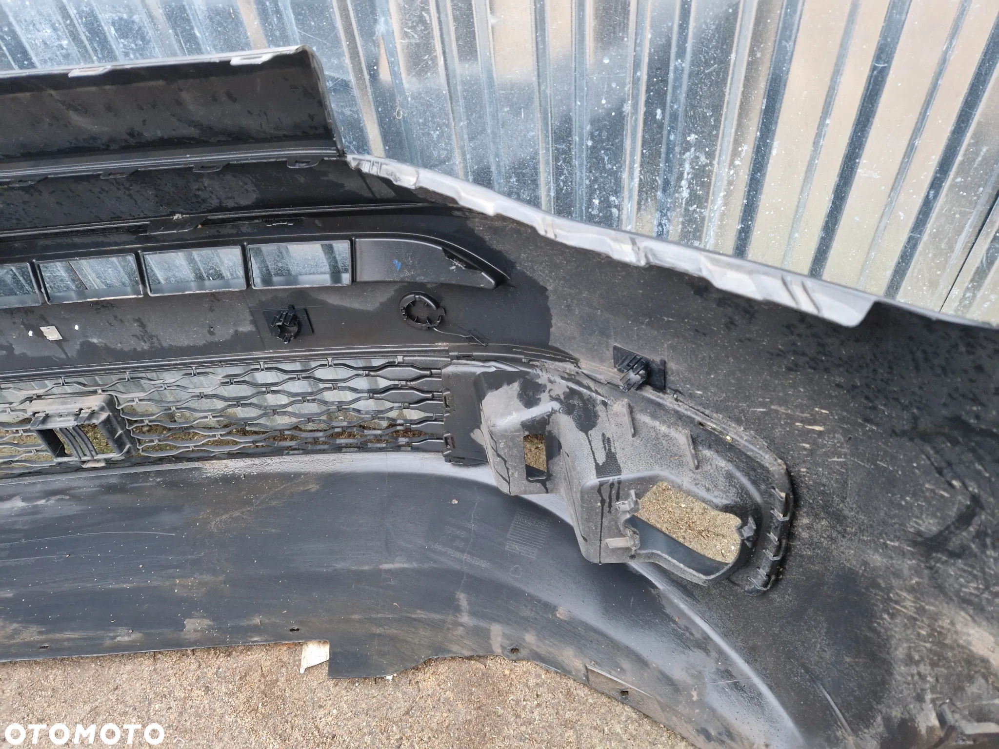VW Caddy 2K7 Zderzak przód przedni 4PDC - 15