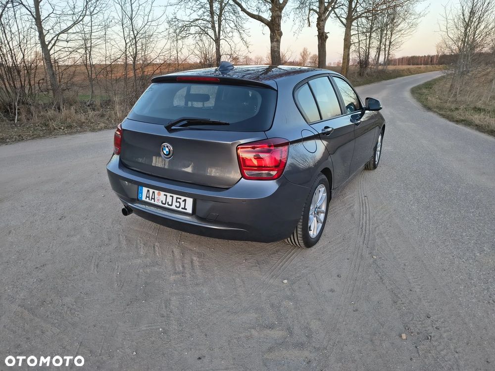 BMW Seria 1 118i - 5