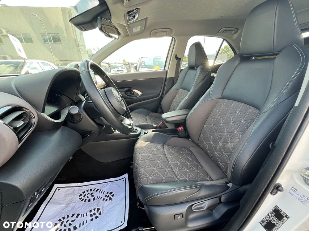 Toyota Yaris Cross - 30