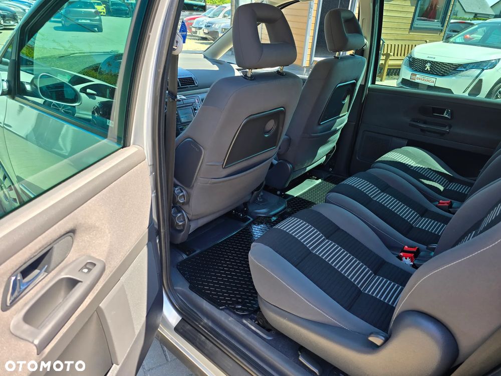 Volkswagen Sharan - 9