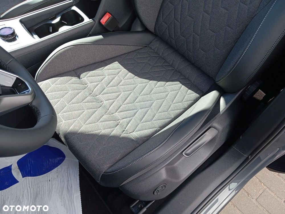 Volkswagen Tiguan - 20