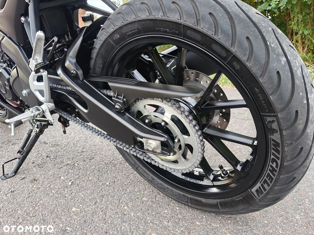 Yamaha MT - 11