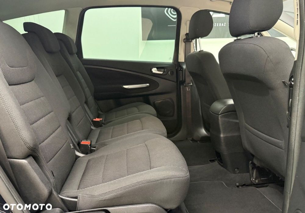 Ford S-Max 2.0 Titanium - 19