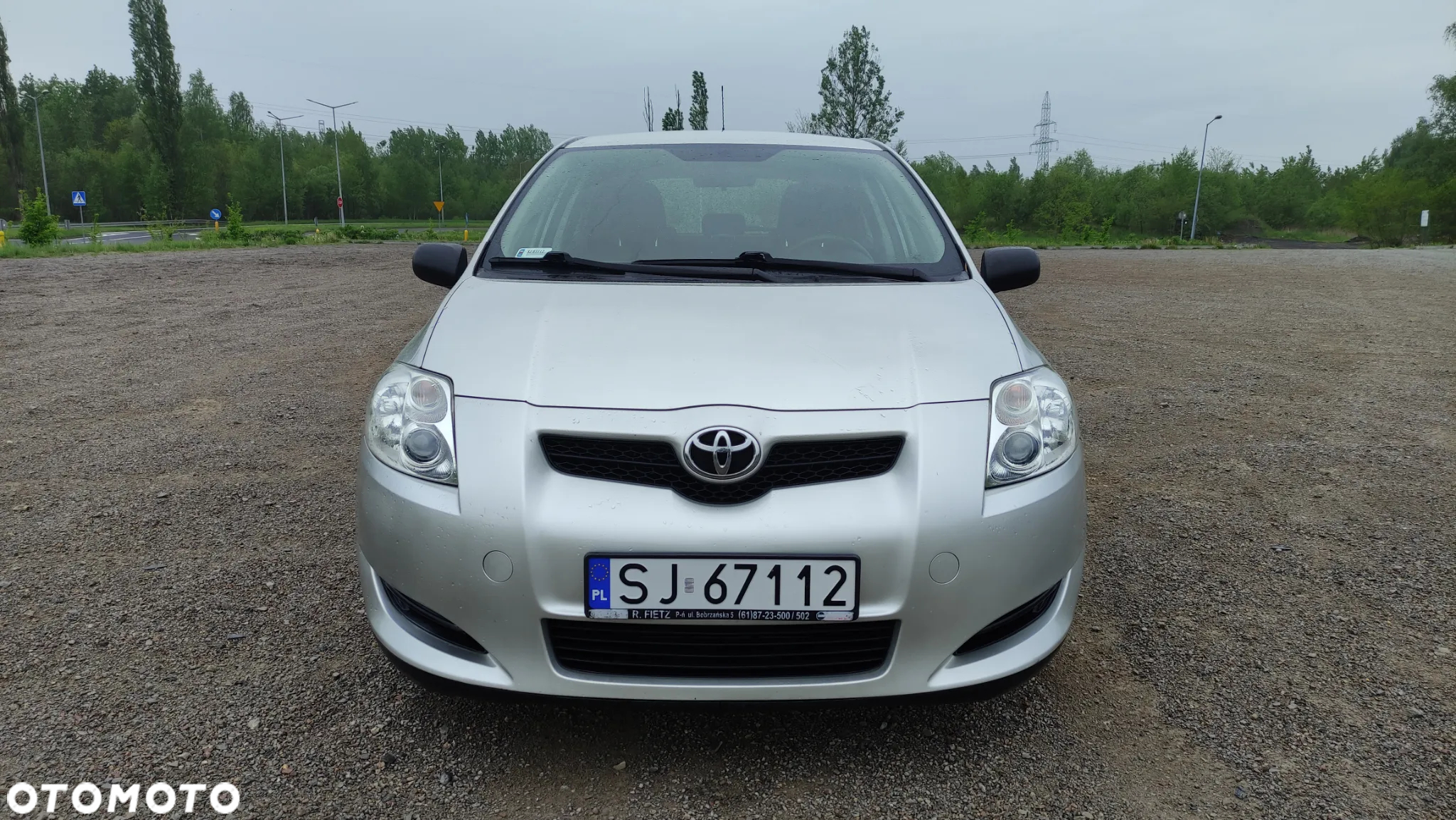 Toyota Auris 1.33 VVT-i Terra - 2