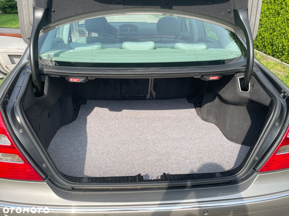 Mercedes-Benz Klasa E - 14