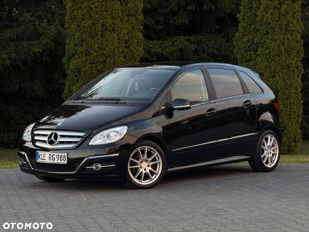 Mercedes-Benz Klasa B 180 BlueEFFICIENCY SPORT EDITION - 27