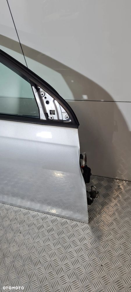 Volkswagen Golf VI Kombi Drzwi Prawy Przód - 5