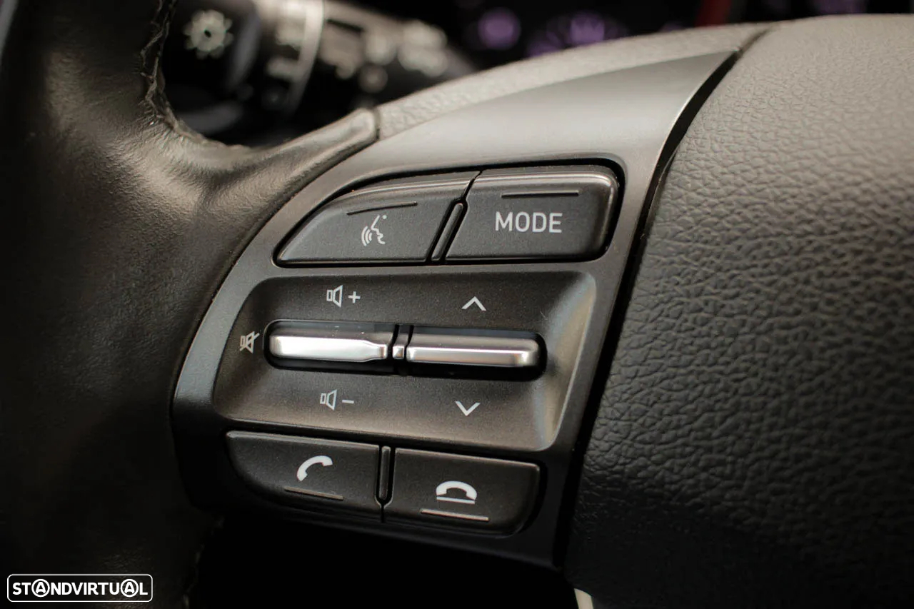 Hyundai i30 1.6 CRDI 48V-Hybrid Trend - 17