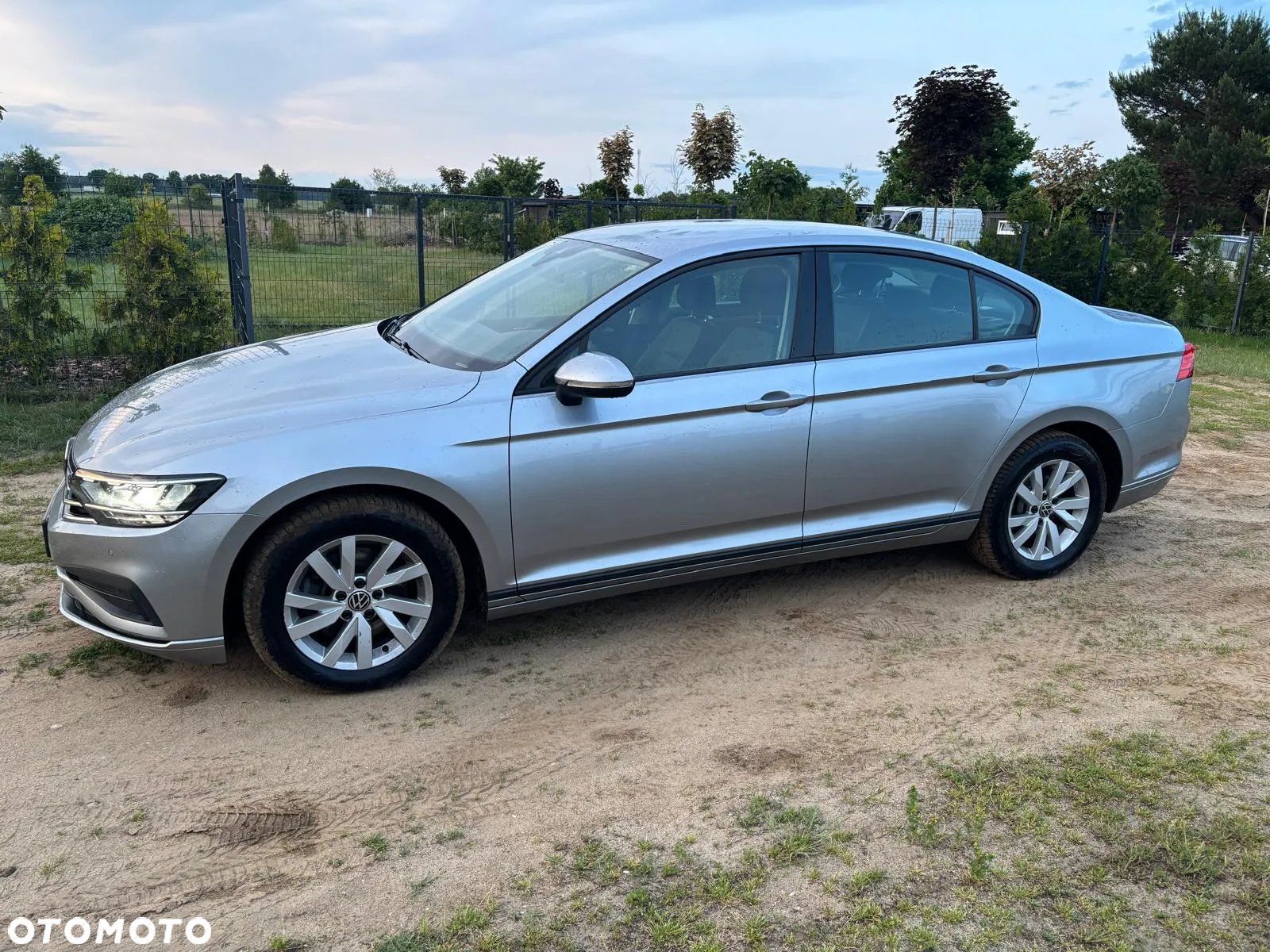 Volkswagen Passat - 7
