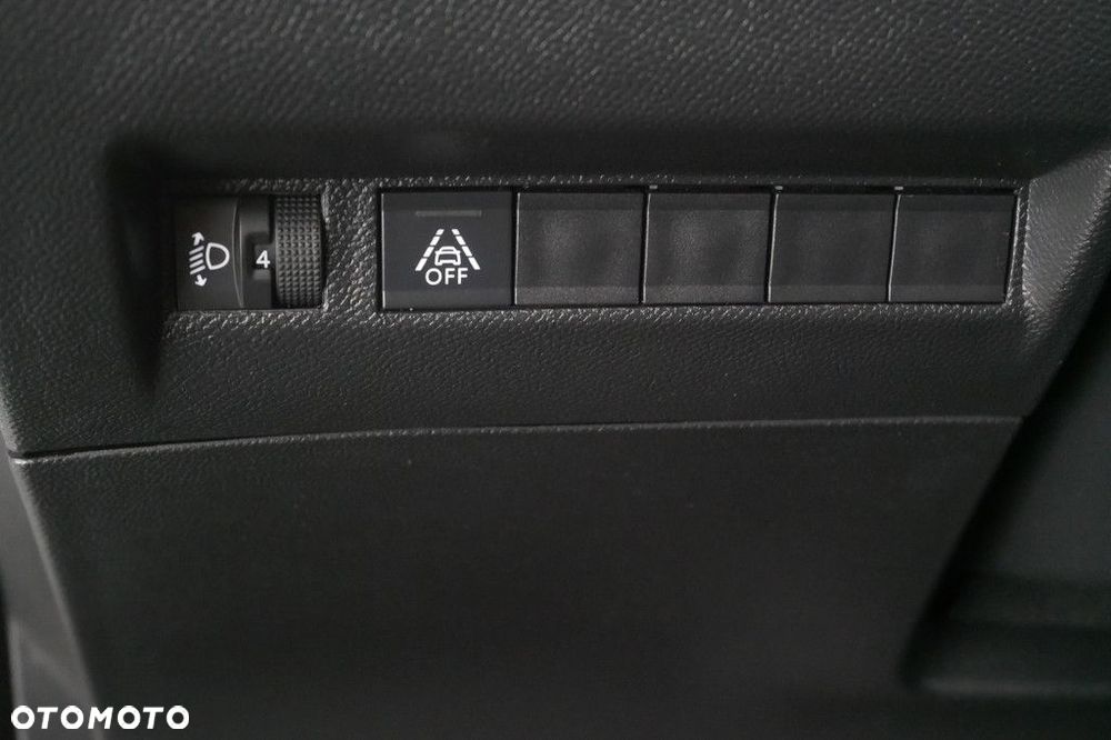 Peugeot 2008 1.2 PureTech Allure S&S - 26