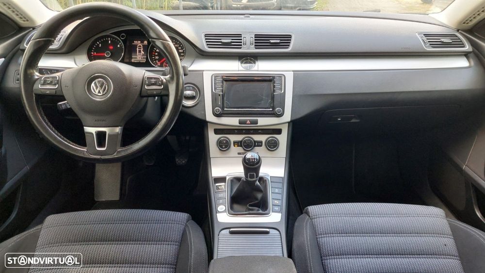 VW Passat CC - 14