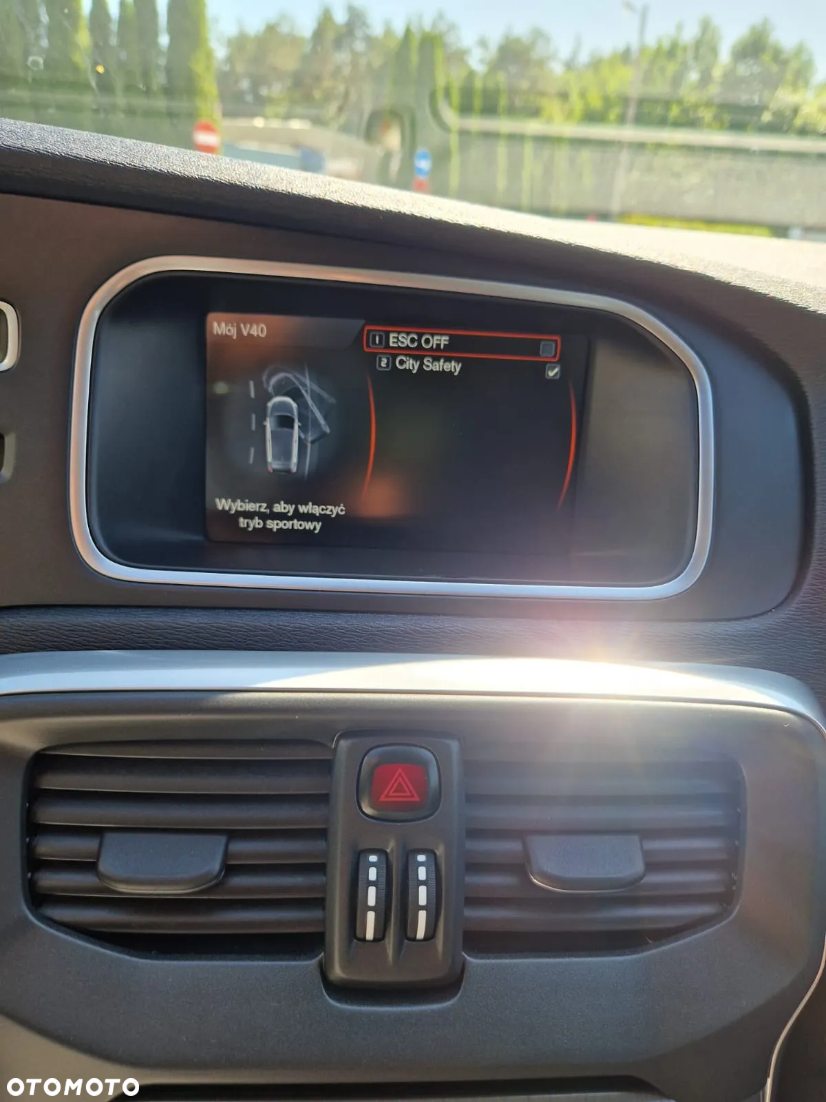 Volvo V40 - 11